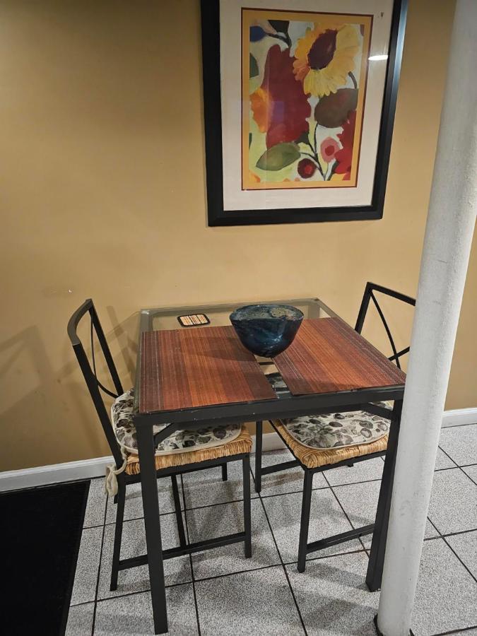 Warm Queens Apartment 5 Min From Laguardia 1 Min From Train New York Exterior foto