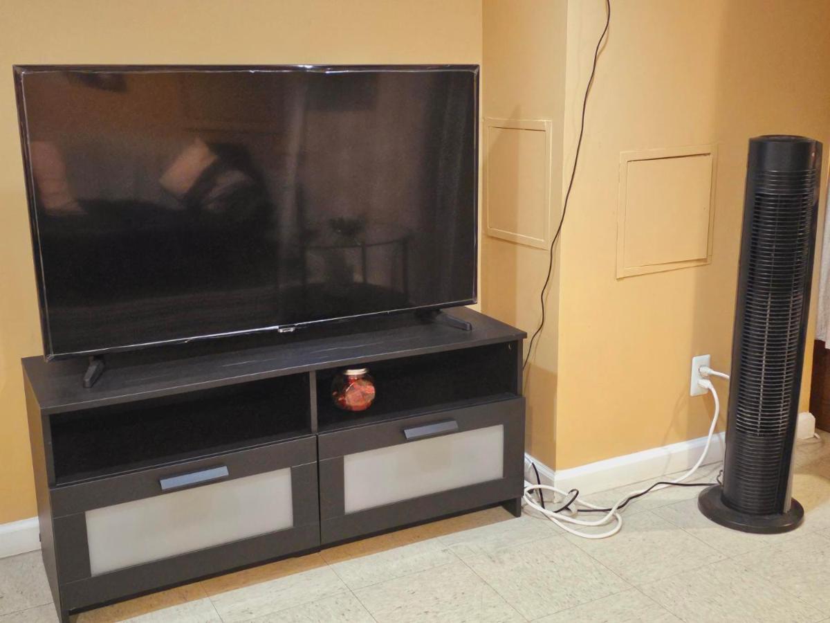 Warm Queens Apartment 5 Min From Laguardia 1 Min From Train New York Exterior foto